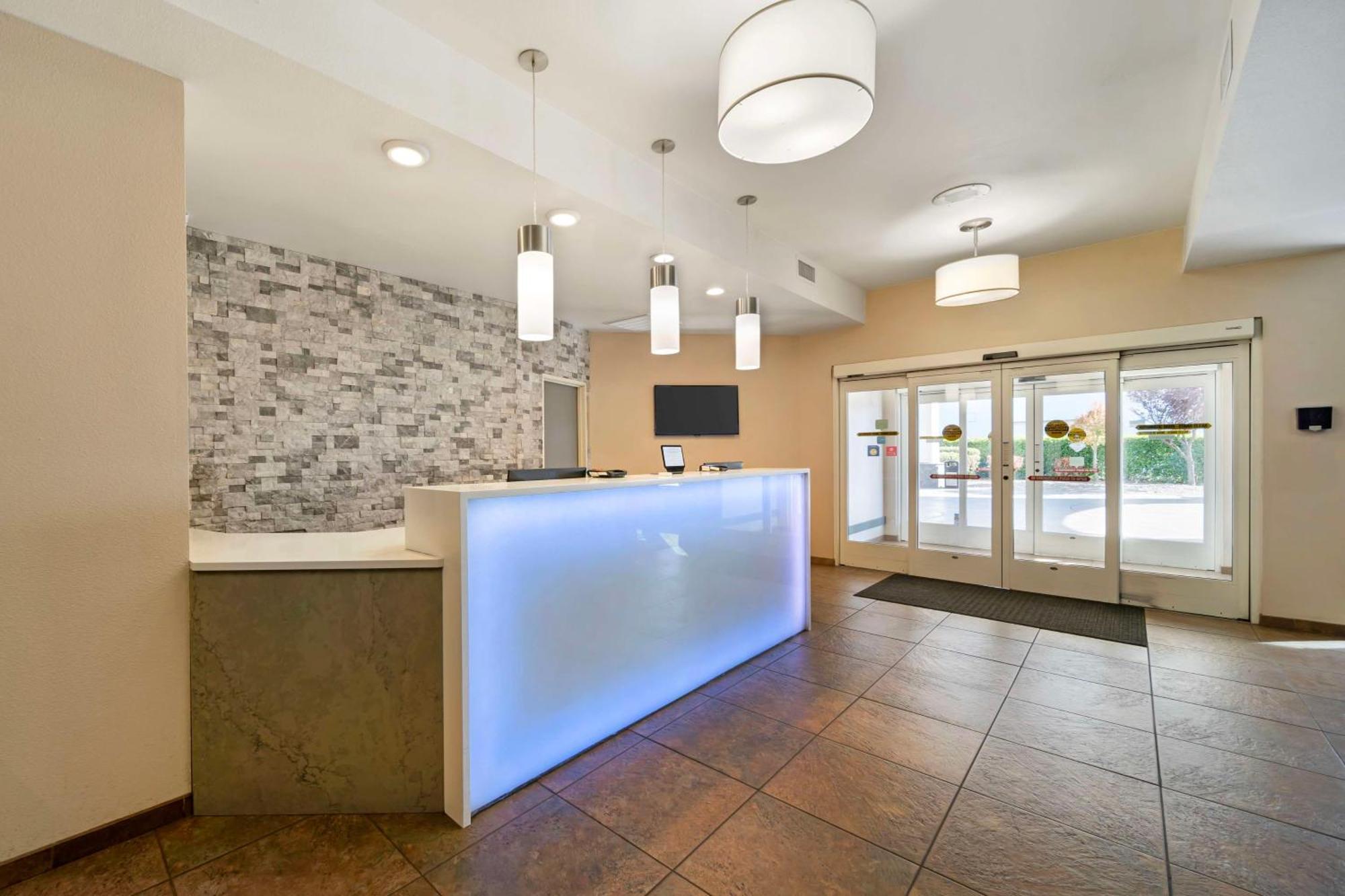 Best Western Crater Lake Highway White City/Medford מראה חיצוני תמונה